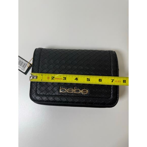 Bebe Taffy Small Crossbody Purse black Gold Chain Strap New - Picture 3 of 6